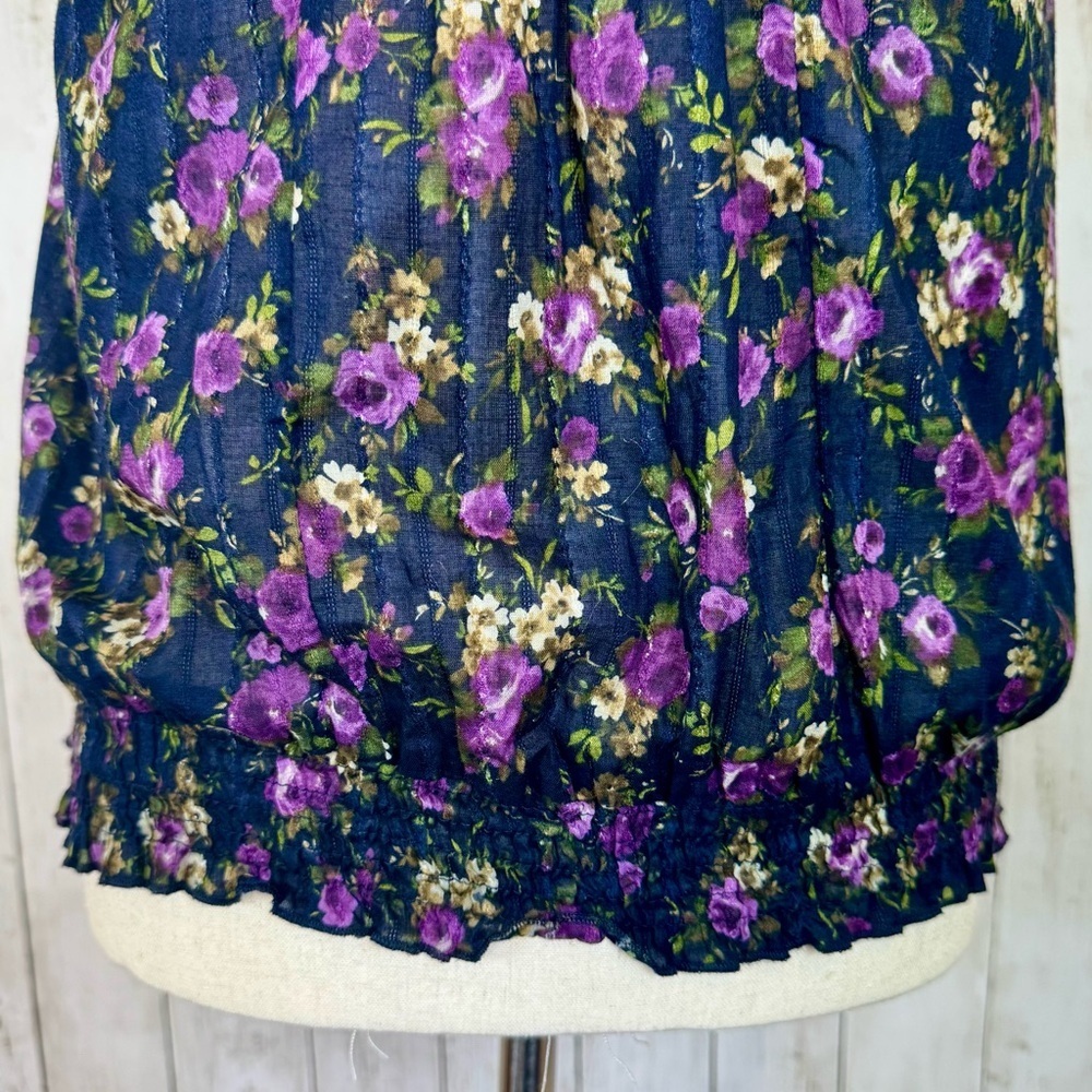 Mossimo Supply Co. | Boho Style Floral Blouse with Lace Detail - Picture 4 of 9